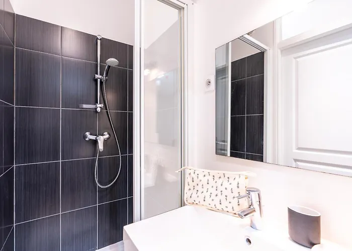 New - Designer Flat For 4 Pp Paryż