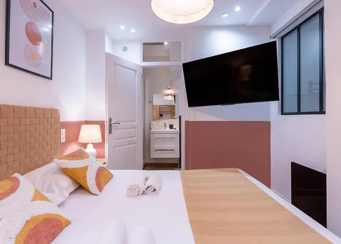 דירה New - Designer Flat For 4 Pp