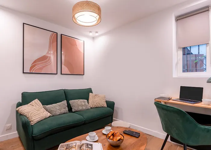 New - Designer Flat For 4 Pp Paryż